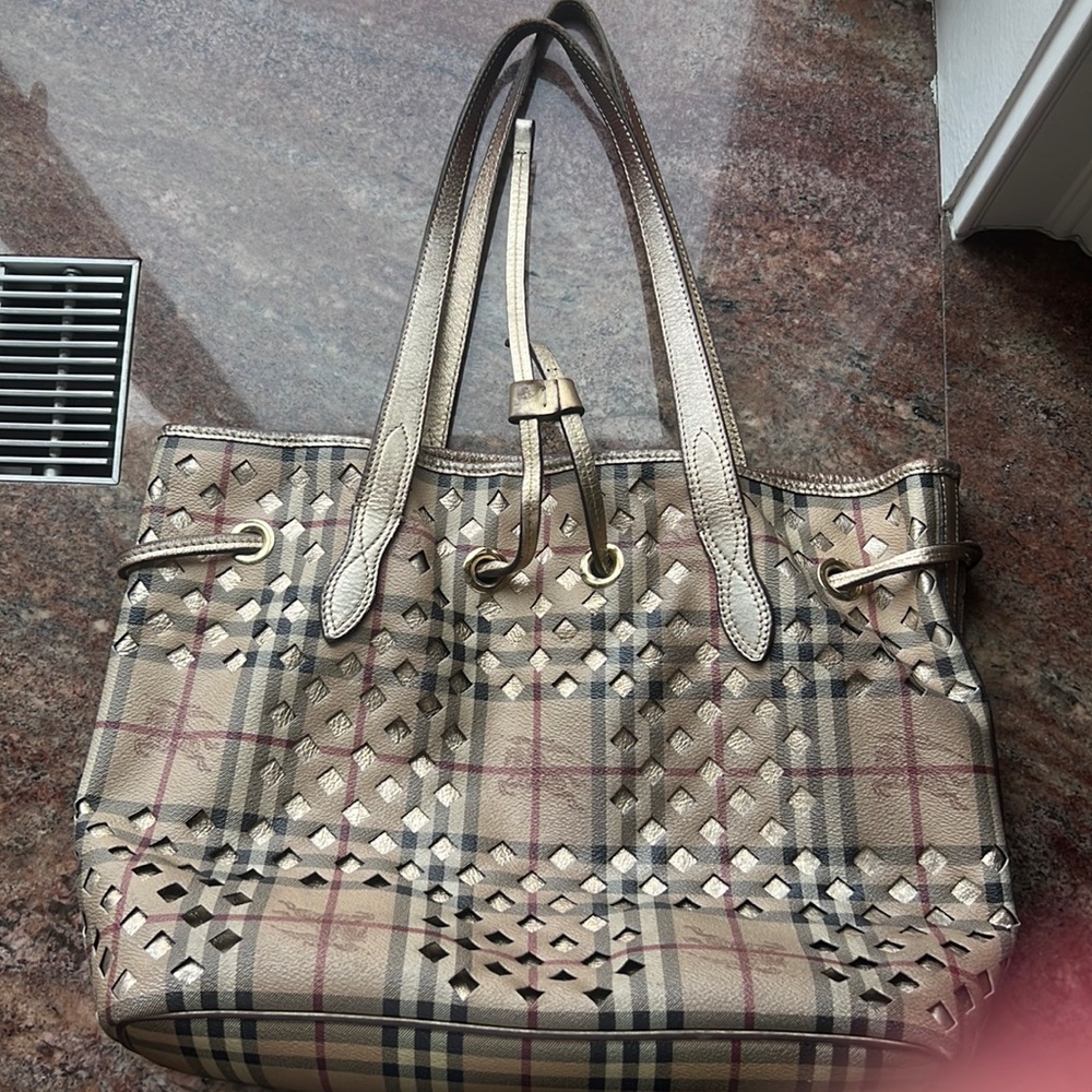 Burberry tote bag